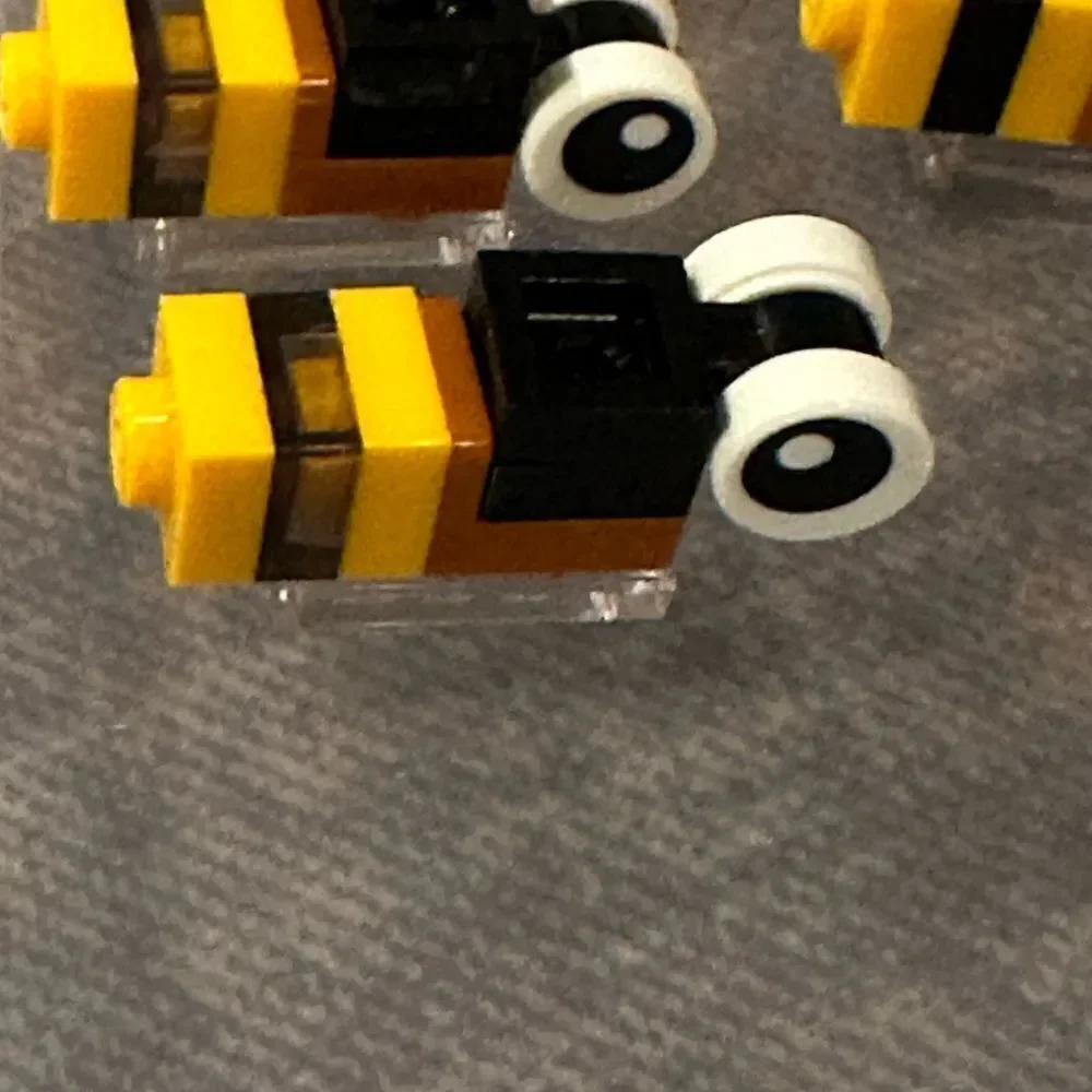 Lego Bee’s 15 total genuine Lego parts. Great to add to Lego flower sets.